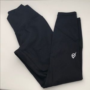 Ptula Black Leggings